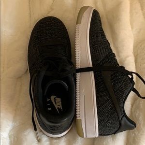 Nike AirMax worm once